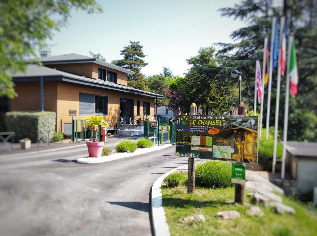 Hotel De Plein Air Le Chanset Ceyrat Bagian luar foto