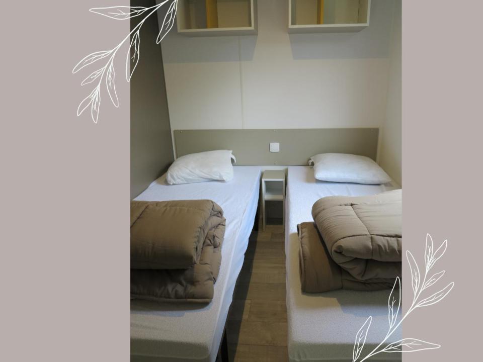 Hotel De Plein Air Le Chanset Ceyrat Ruang foto
